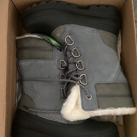 Kamik Lauren women’s winter boots - Picture 8 of 8